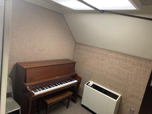 Practice rooms are available for music students
